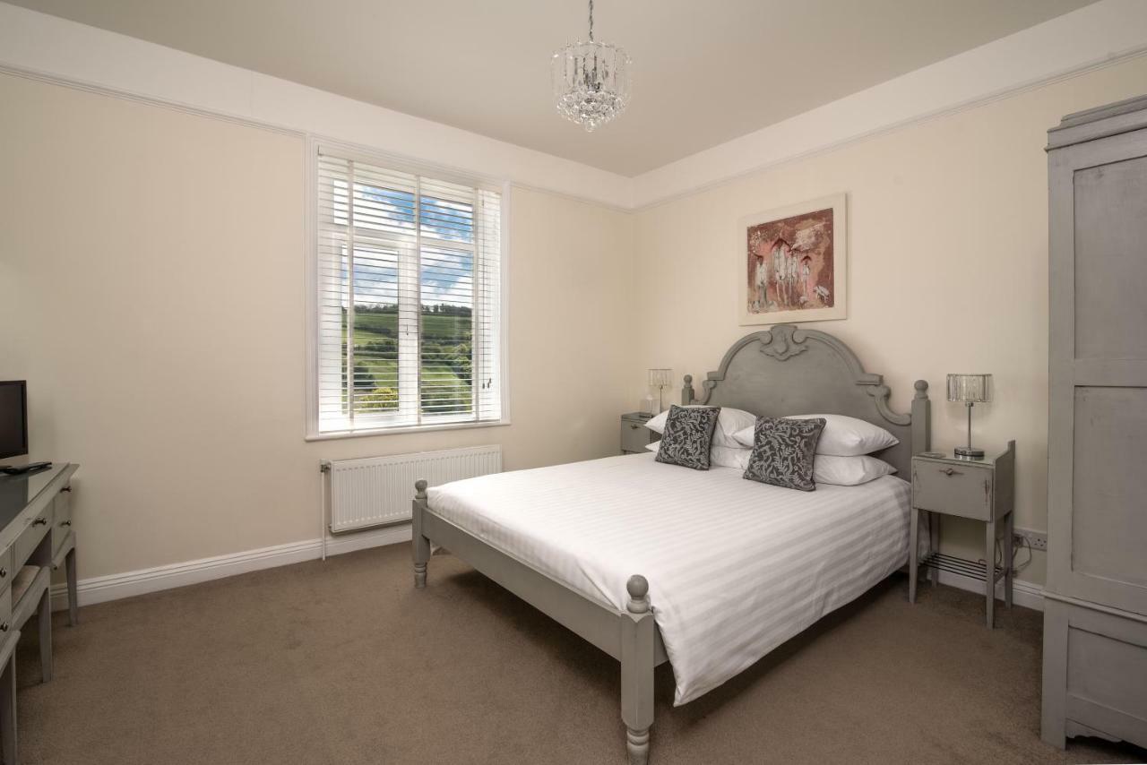 Bed and Breakfast The Dartmouth Boutique B &B Экстерьер фото